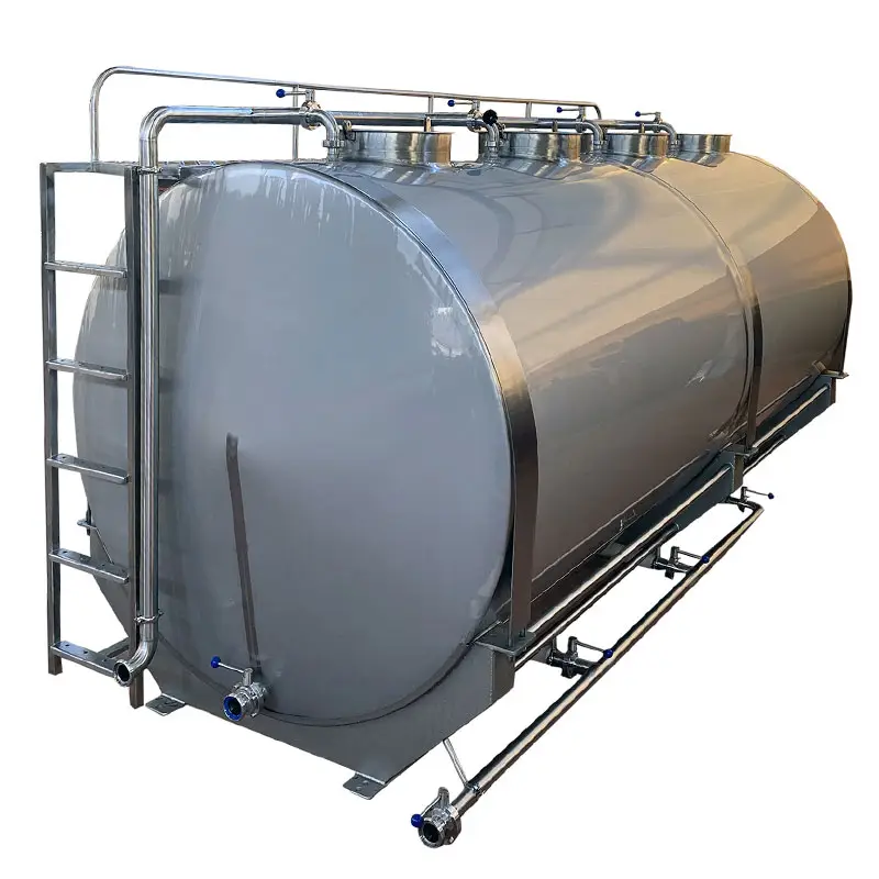 Cisternă izolată pentru lapte, 10 000 litri, cu 4 secțiuni