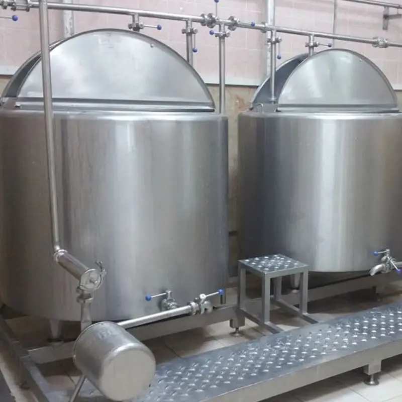 Rezervoare cu abur pentru prepararea și tratarea termică a produselor