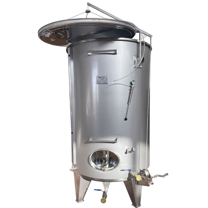 خزان تخزين النبيذ بغطاء عائم